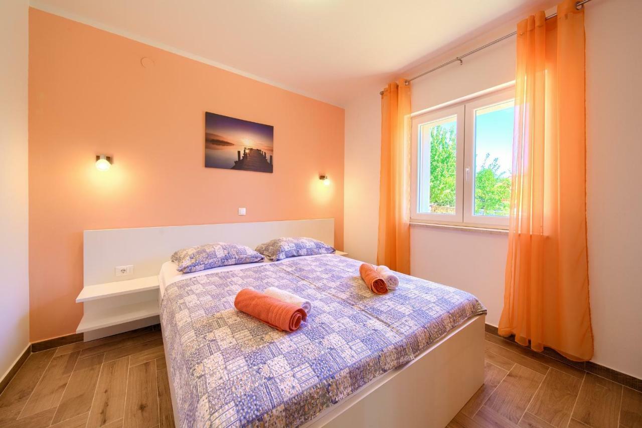 Apartmán Stela Pinezići Exteriér fotografie