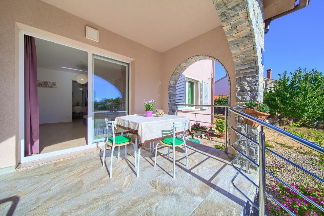 Apartmán Stela Pinezići Exteriér fotografie