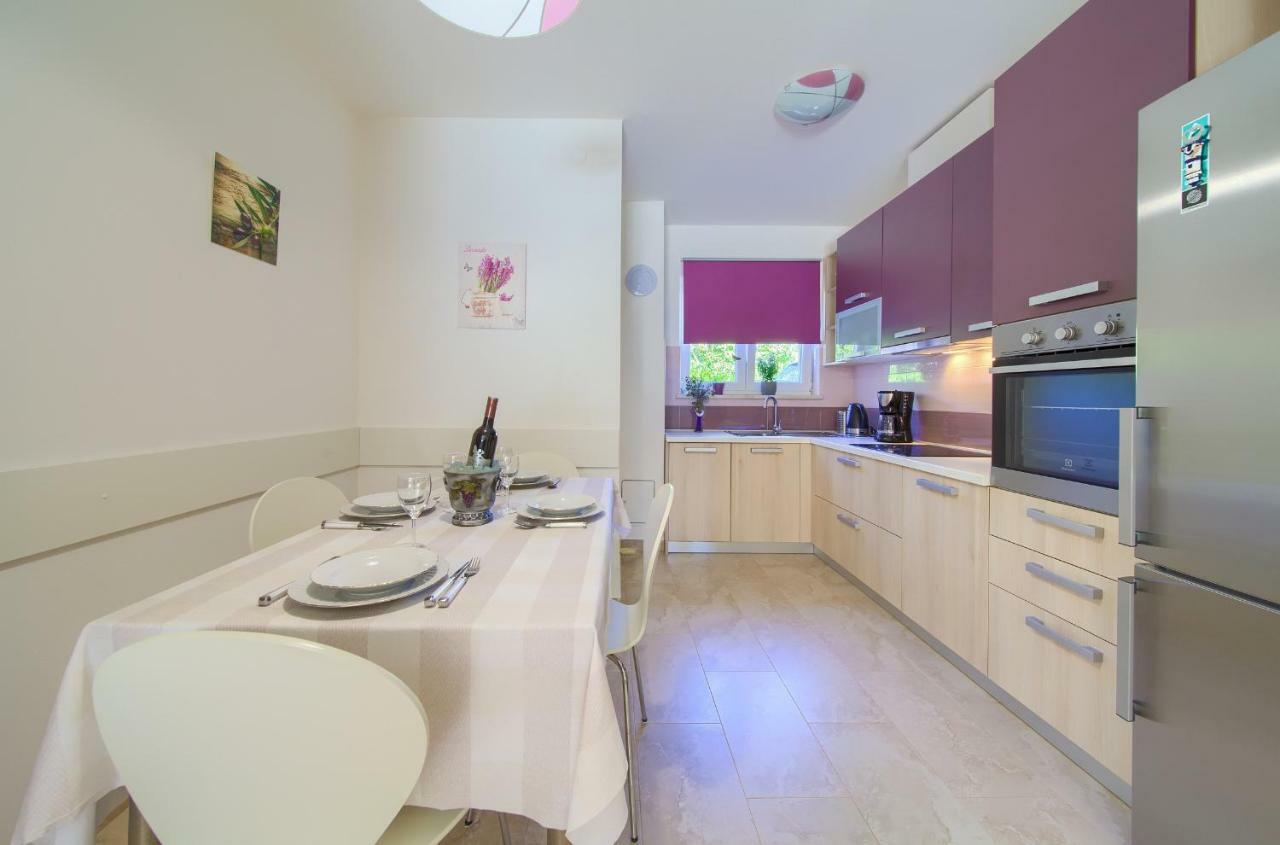 Apartmán Stela Pinezići Exteriér fotografie